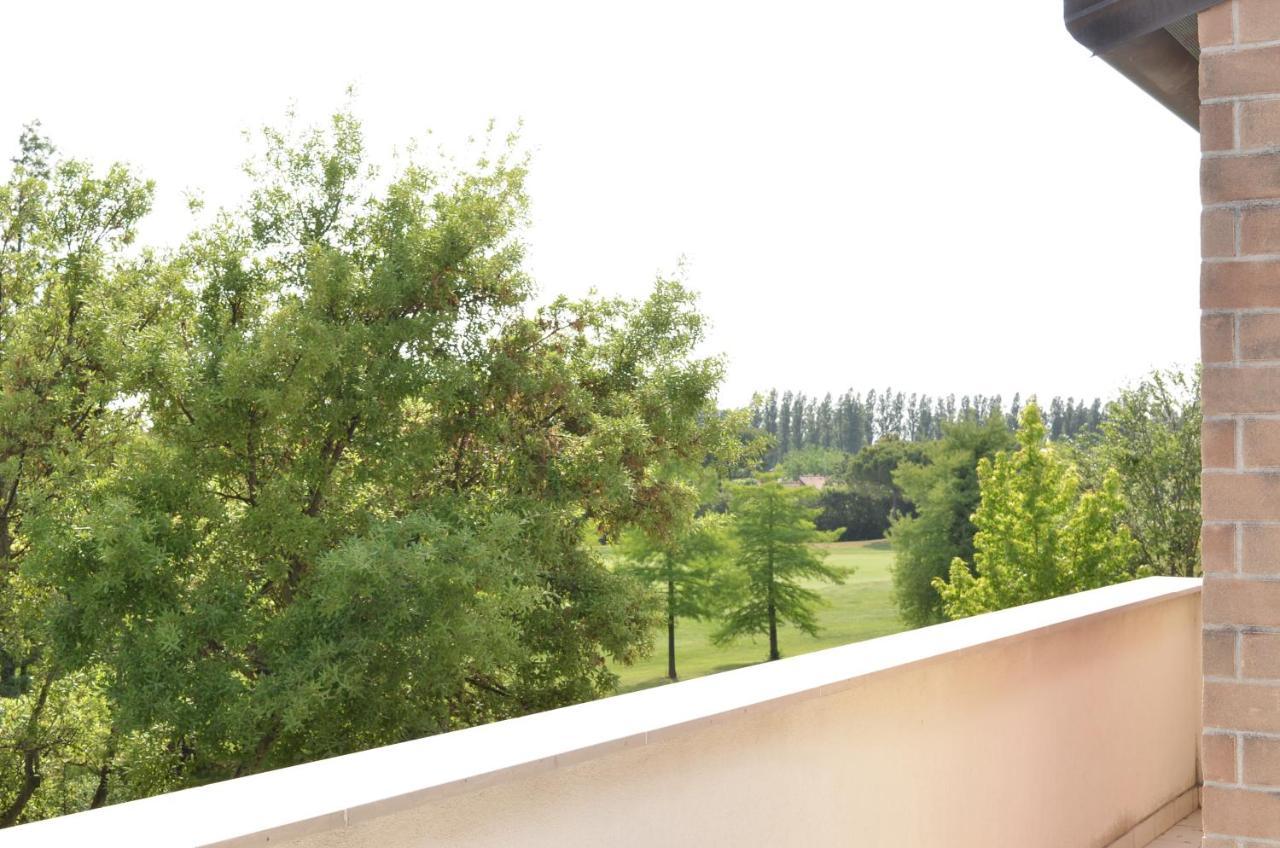 Golf Jesolo Village ➔ Attico Con Piscina Extérieur photo